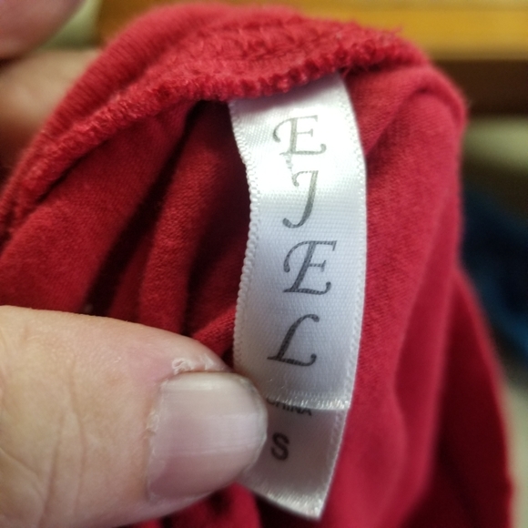 EJEL t shirt red sz small - Picture 3 of 4